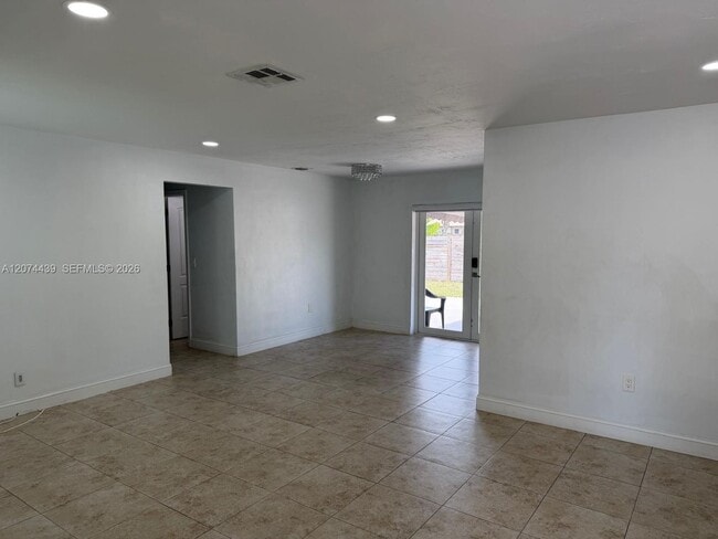Photo - 1000 NW 76th Terrace