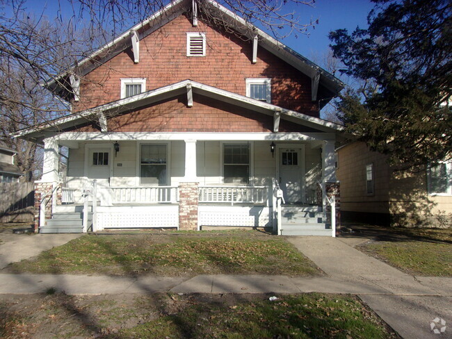 Building Photo - 906 Mechanic St Rental