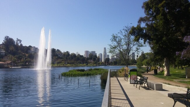 Photo - 1828-1828 Montrose St Unidad 4