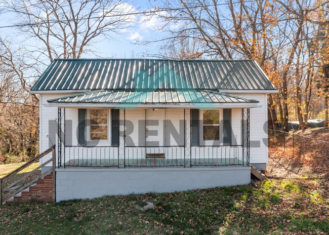 Photo - 721 Davis St