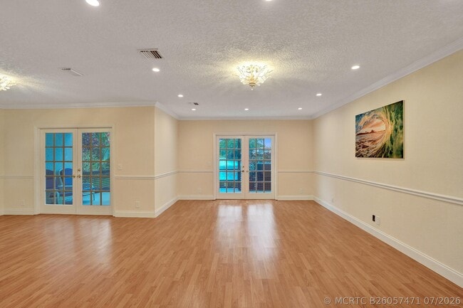 635 Northshore Dr