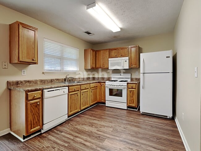 Photo - 6435 Raleigh St