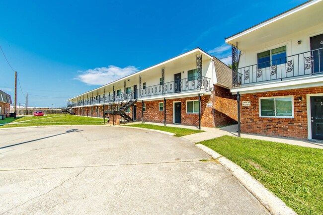 Quail Court Apartments