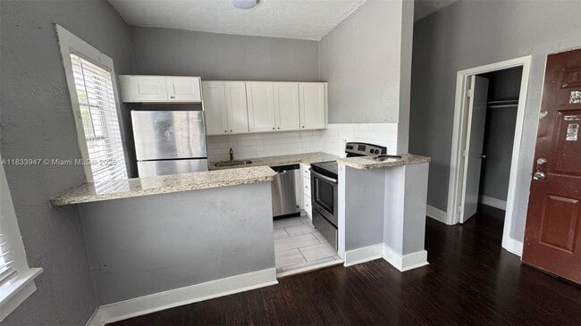 Photo - 1849 Dewey St Unit 1-4