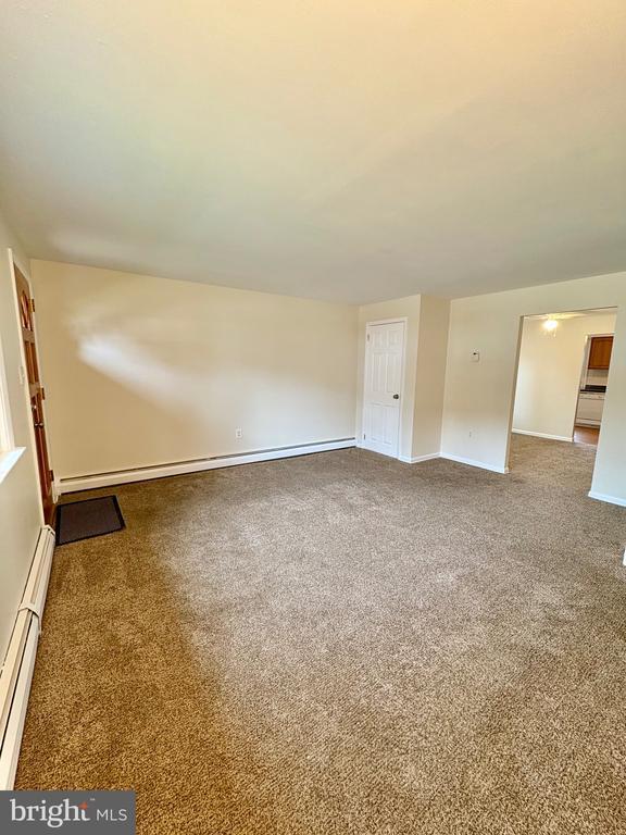 Building Photo - 241 E 10th Ave Rental