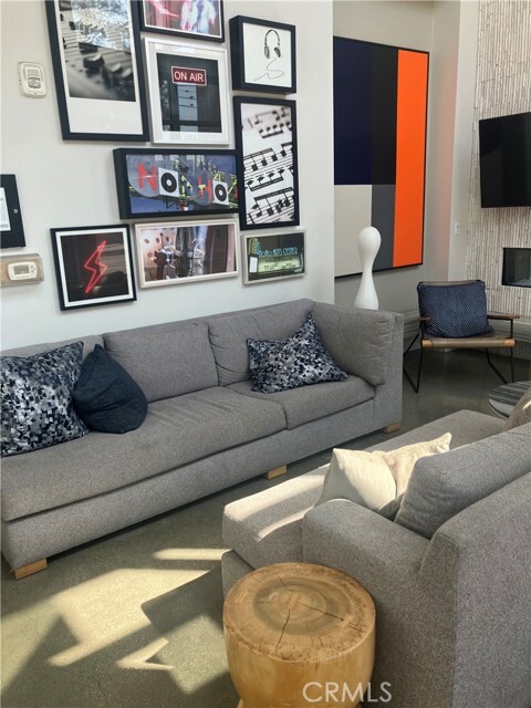 Photo - 11405 Chandler Blvd Unidad 516