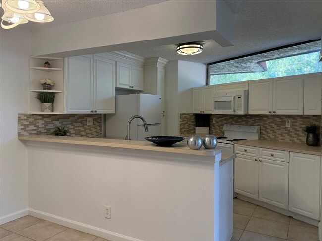 Photo - 8183 Severn Dr