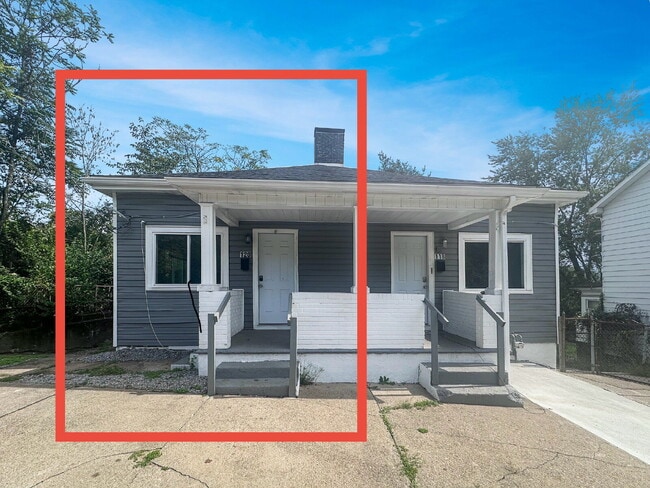 Building Photo - 2 bedroom 1 bed