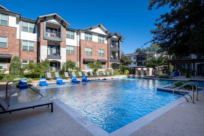 Century Lake Highlands - Century Lake Highlands Apartments