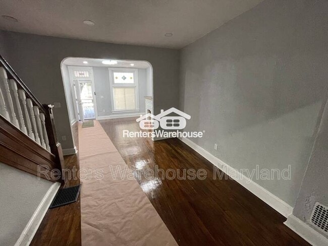 Photo - 2125 Cliftwood Ave