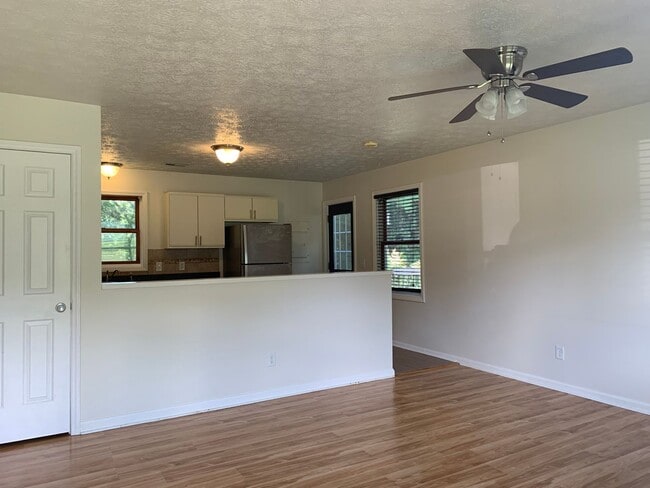 Photo - * RE-RENTAL AVAILABLE ON 5/26/26 * 3 Bedroom 1 Bath House
