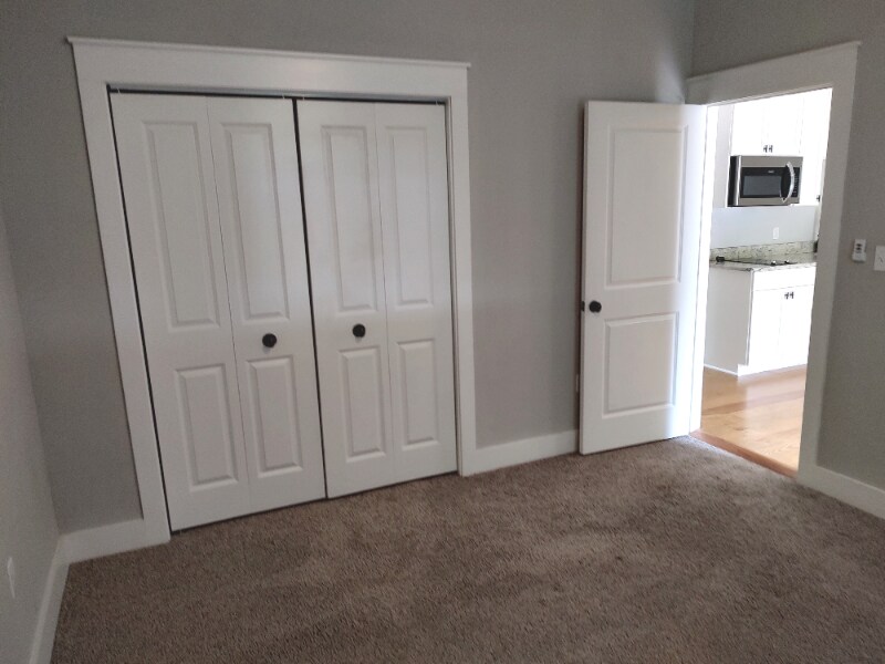 Photo - 3553 Esplanade Way