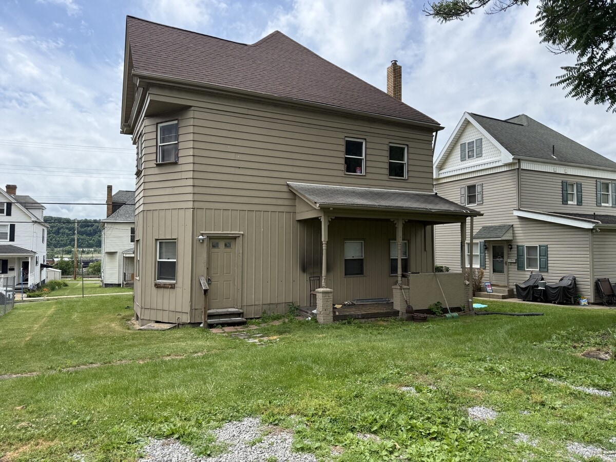 Photo - 1421 2nd Ave