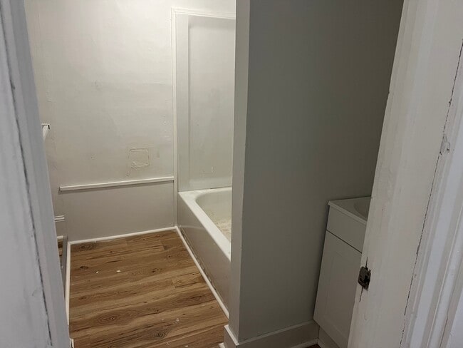 601 1st St Unit 1