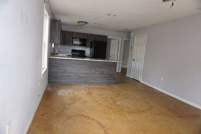 316 SW 3rd St Unit 316 SW 3rd-#C