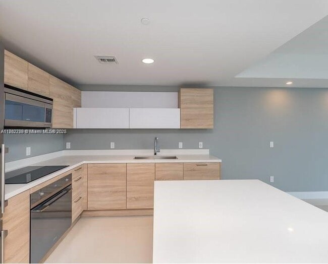 Photo - 16385 Biscayne Blvd Unit 2103