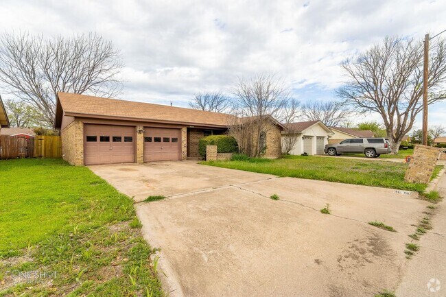 Building Photo - 3534 Auburn Dr Rental