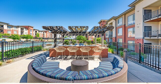 Photo - MAA Promenade