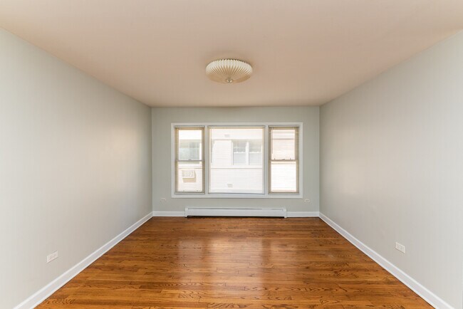 Photo - 4540 N Wolcott Ave Unit 2E
