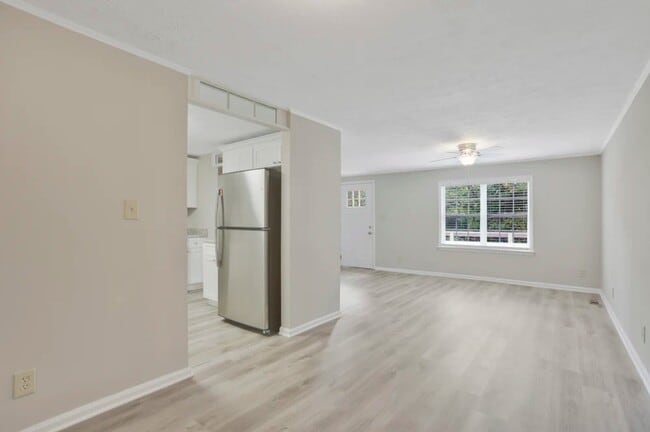 Photo - 3273 Newcastle Way SW Unidad 1