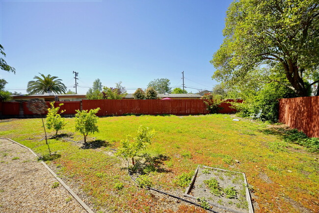 Photo - 4 Bed, 2 Bath Home with Spacious Park-Like...