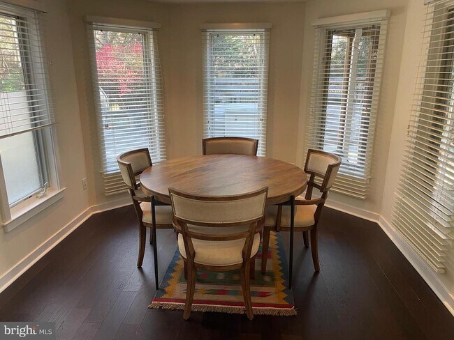 Photo - 11301 Water Pointe Cir