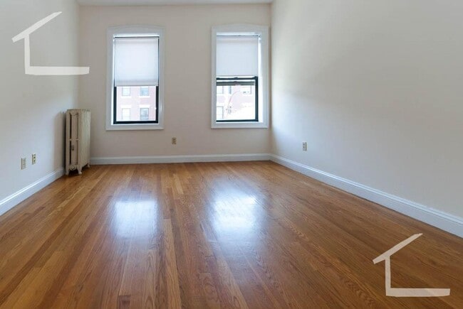 Huge second floor one bed for 9/1! ALLSTON - Huge second floor one bed for 9/1! ALLSTON Condo