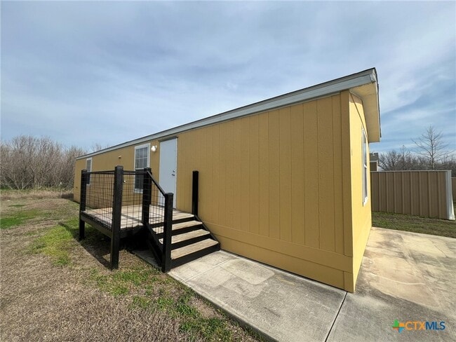 Photo - 1911 Wald Rd