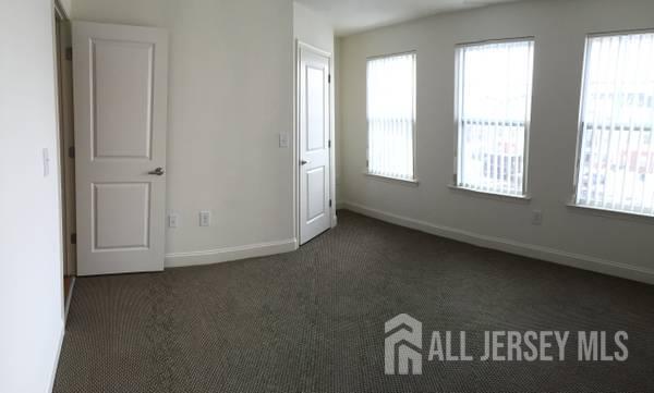 Photo - 25 Overhill Dr