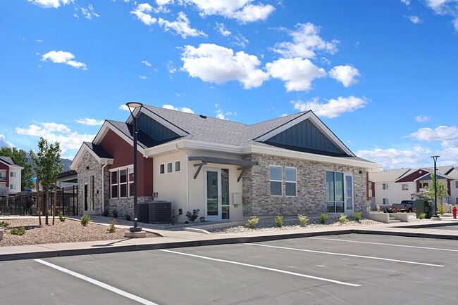 Cascade Springs Apartments