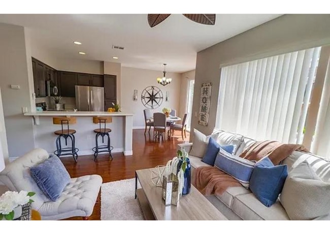 Photo - 5444 Mandarin Cove