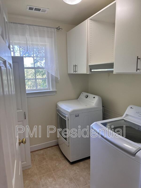 Photo - 1213 Hawkins Wood Cir