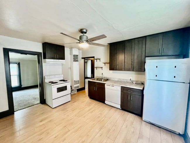 Photo - 1809 S 14th St