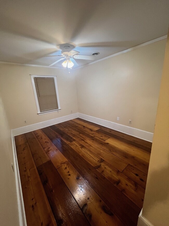 Photo - 10817 Crofton Rd