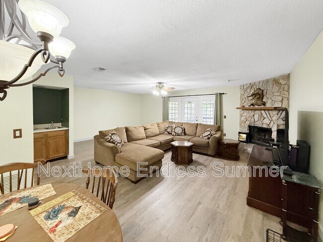 Photo - 10879 Cabbage Pond Ct