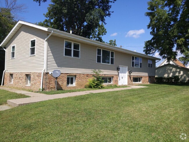 Building Photo - 441 2nd Avenue D Unit A Rental