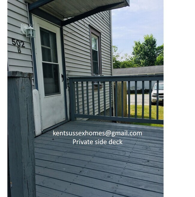 Photo - 502 NW Front St Unit B (1BR)