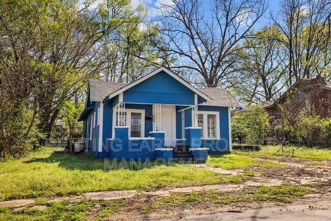Photo - 1209 19th Pl SW
