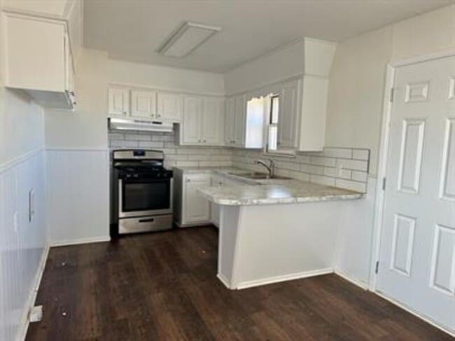 Photo - 1904 S 8th St