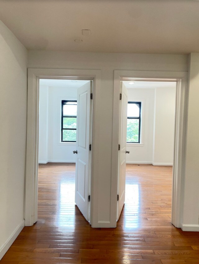 Photo - 4124-28 Parkside Ave