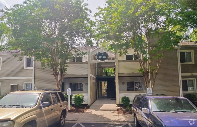 Building Photo - 600 Reusens Rd Unit D37 Rental