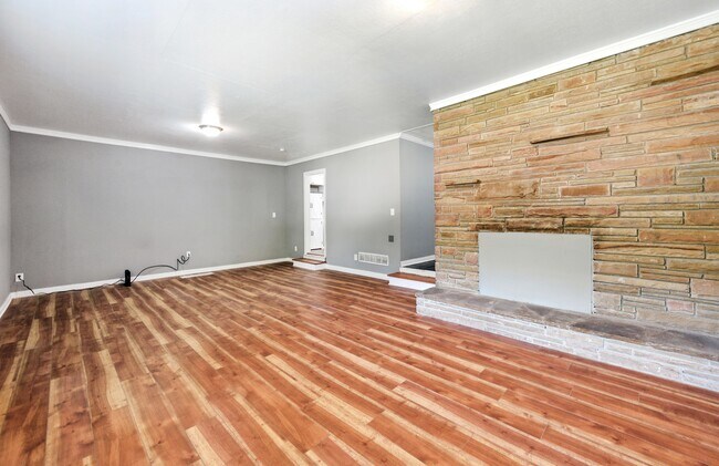 Photo - 3102 W Peek Rd NW