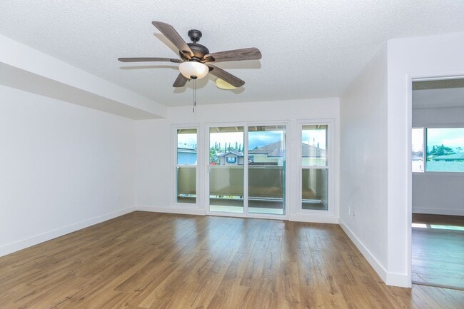 95-1050 Makaikai St.