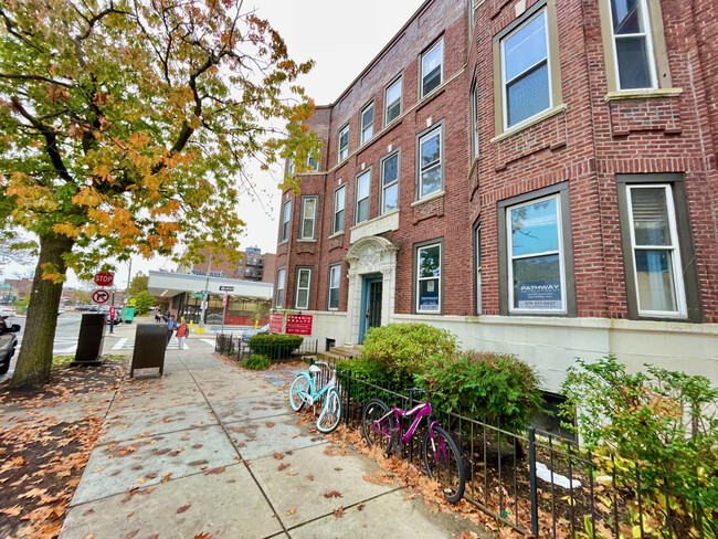 Photo - 1284 Commonwealth Ave Townhome