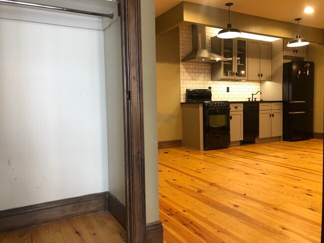 Photo - 45 Newell St Unit 2a