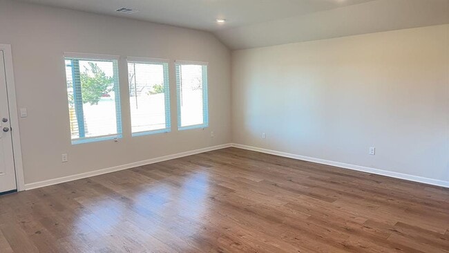 Photo - 6101 Green Meadow Ln