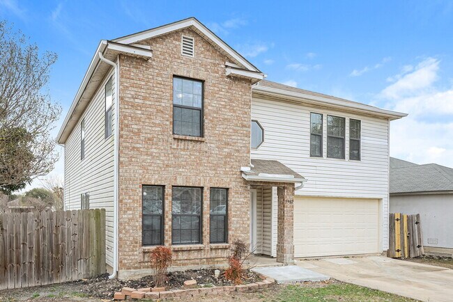 Photo - 5902 Encanto Point Dr