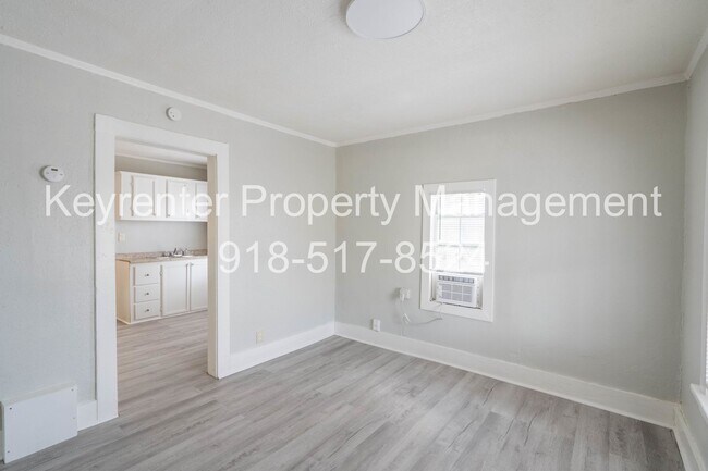 Photo - E 7th St Duplex Unit 1530 E 7th Street