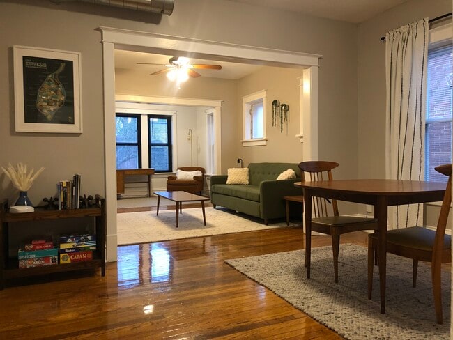 Photo - 3637 Shenandoah Ave Unit 2W