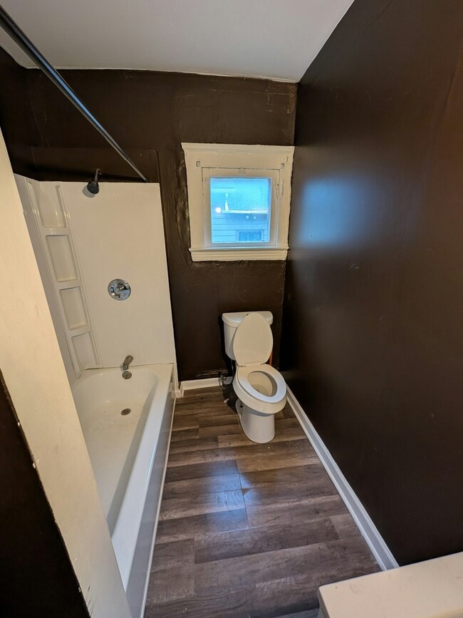 Photo - 1169 E 60th St Unidad 1